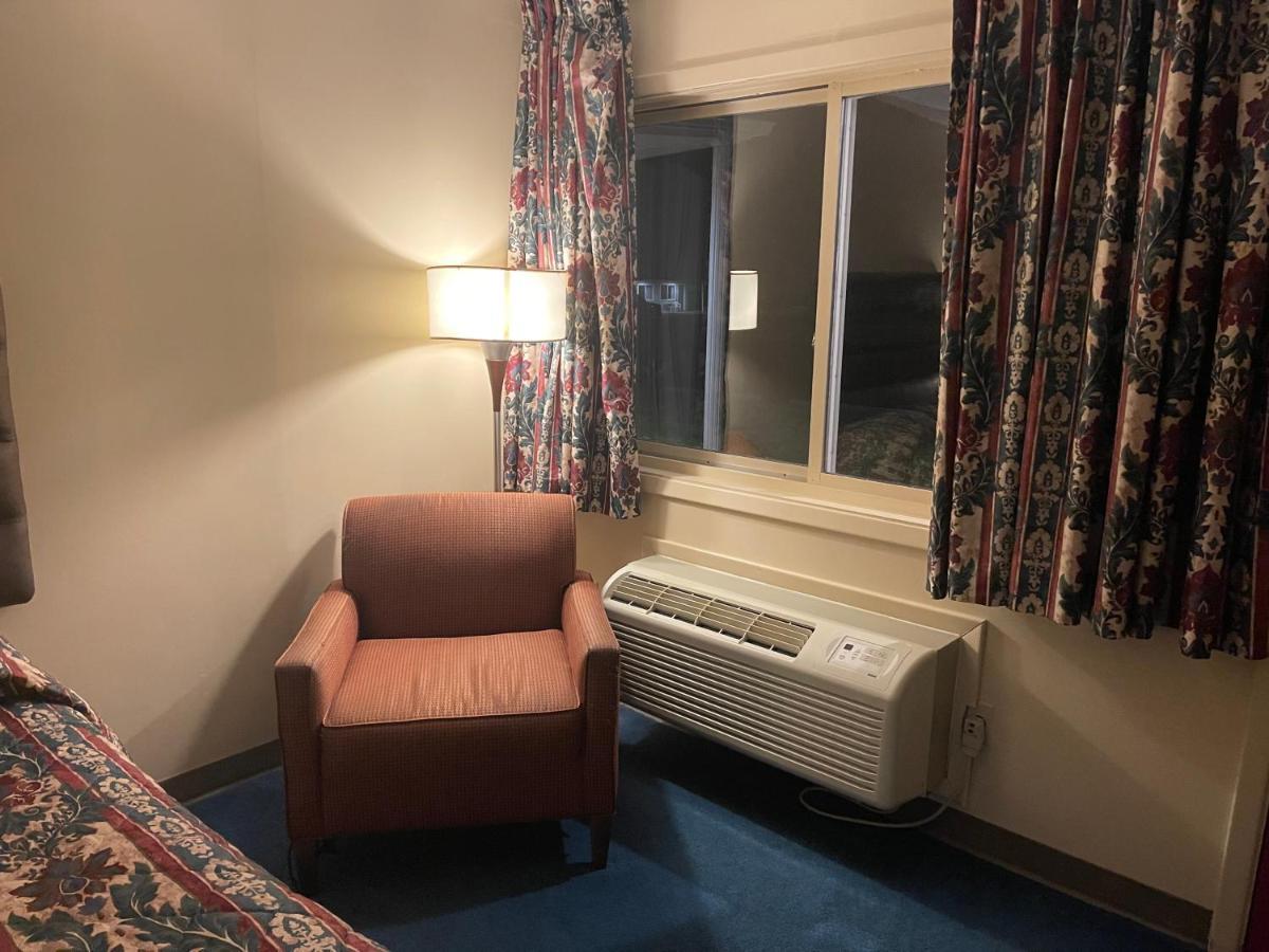 Dollinger'S Motor Inn Albion Εξωτερικό φωτογραφία